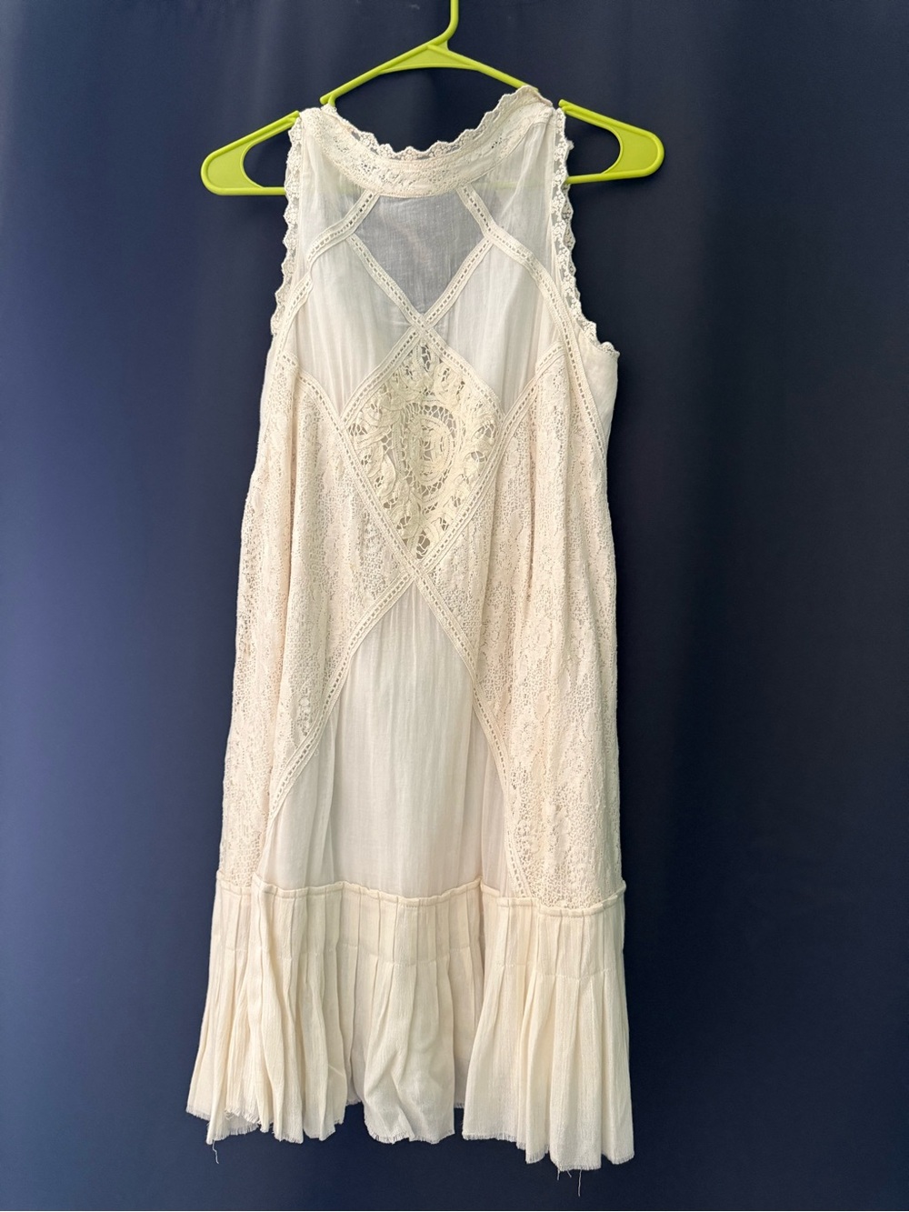 Bohemian Lace Trim Sleeveless Dress in Cream
